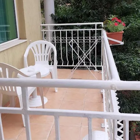 홈스테이 Bleu - синя лю-бо-в